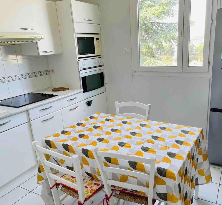 Appartement Place Verdun - Tours Kültér fotó